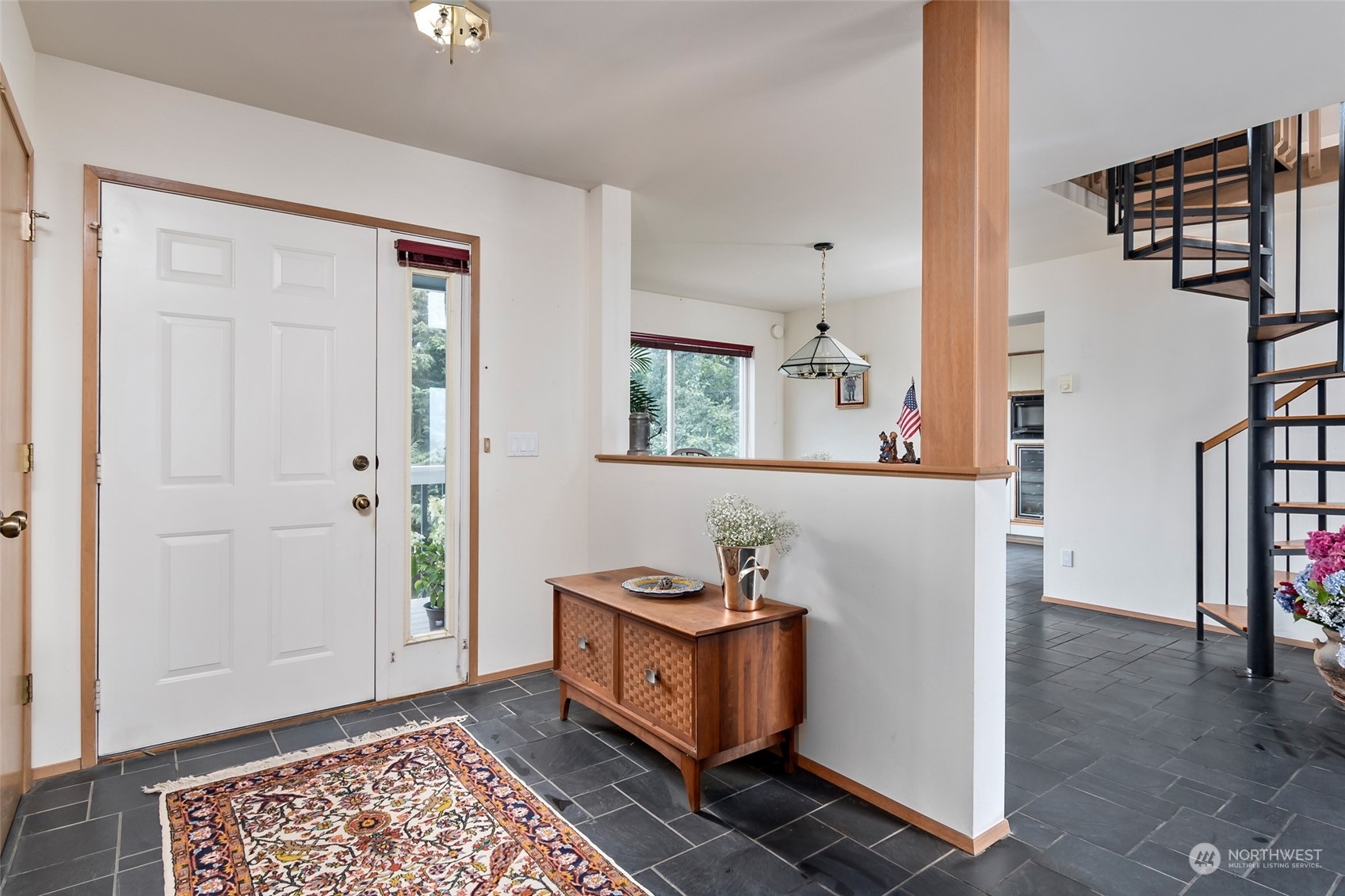2355 West Beach Road Oak Harbor, WA 98277 - Photo 6 of 39 Gallery Image 6