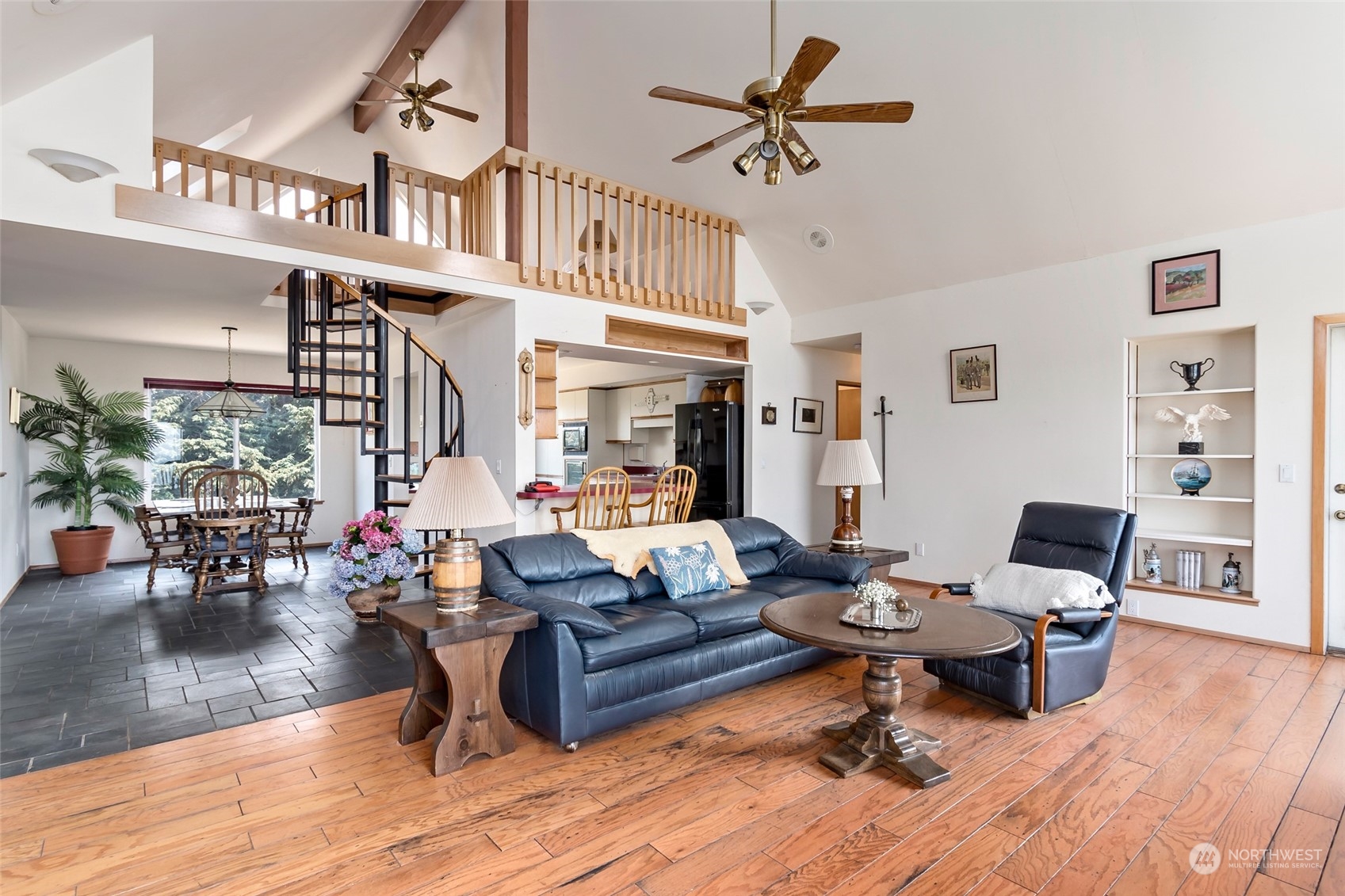 2355 West Beach Road Oak Harbor, WA 98277 - Photo 7 of 39 Gallery Image 7