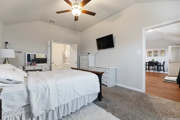 $2,100 | 5538 Jade Valley, San Antonio, TX 78242