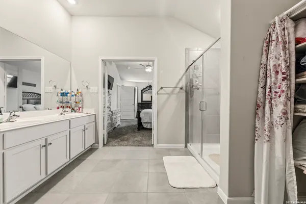 $2,100 | 5538 Jade Valley, San Antonio, TX 78242