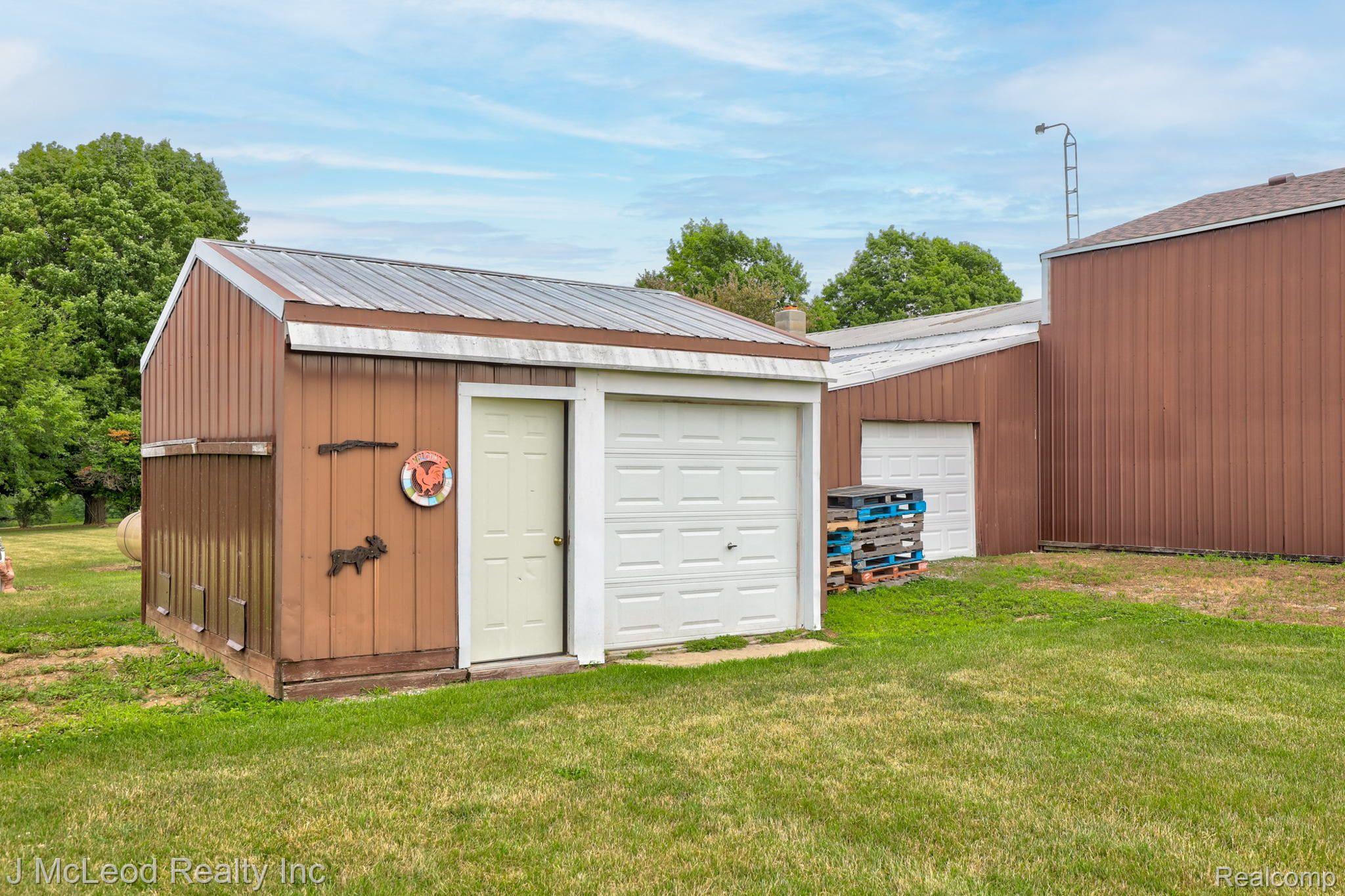 13253 North Irish Road Millington, MI 48746 - Photo 33 of 53