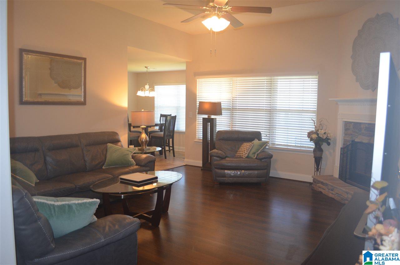 413 Rockview Trail Alabaster, AL 35114 - Photo 3 of 34