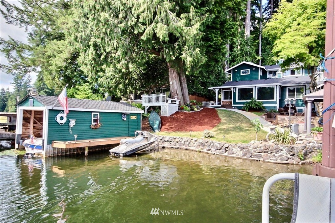 2415 Southwest Lake Roesiger Road Snohomish, WA 98290 - Photo 19 of 24