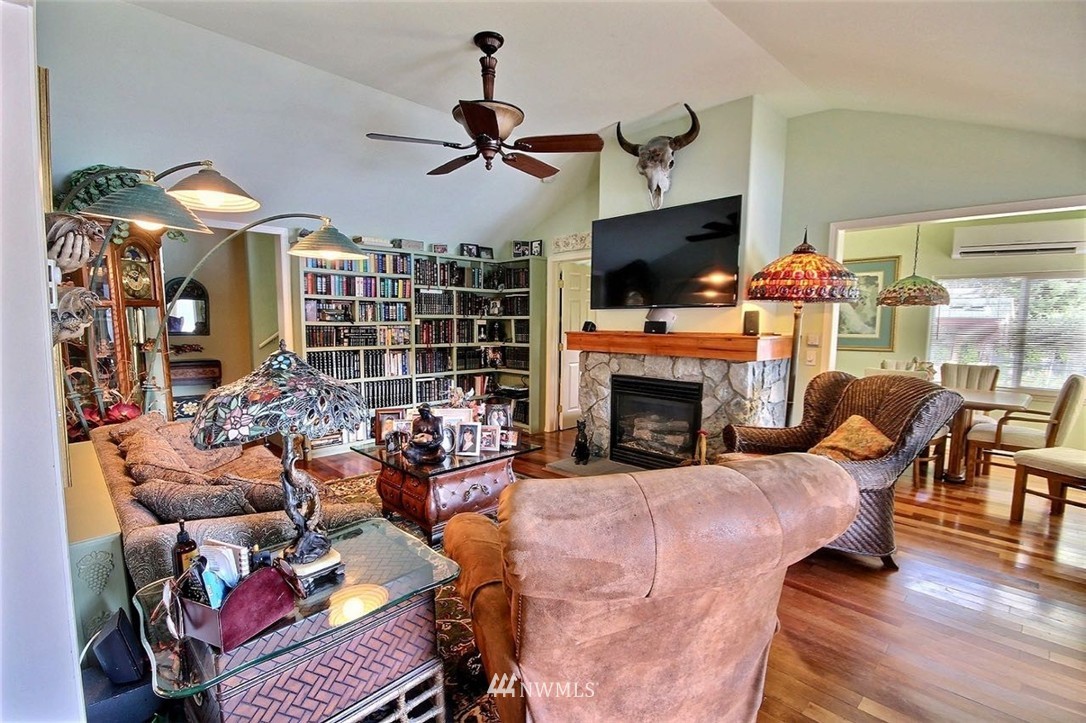 2415 Southwest Lake Roesiger Road Snohomish, WA 98290 - Photo 4 of 24