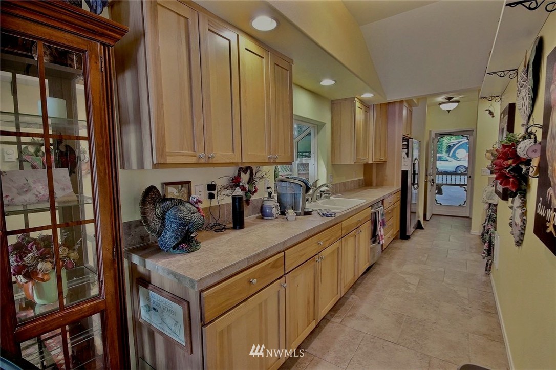 2415 Southwest Lake Roesiger Road Snohomish, WA 98290 - Photo 5 of 24