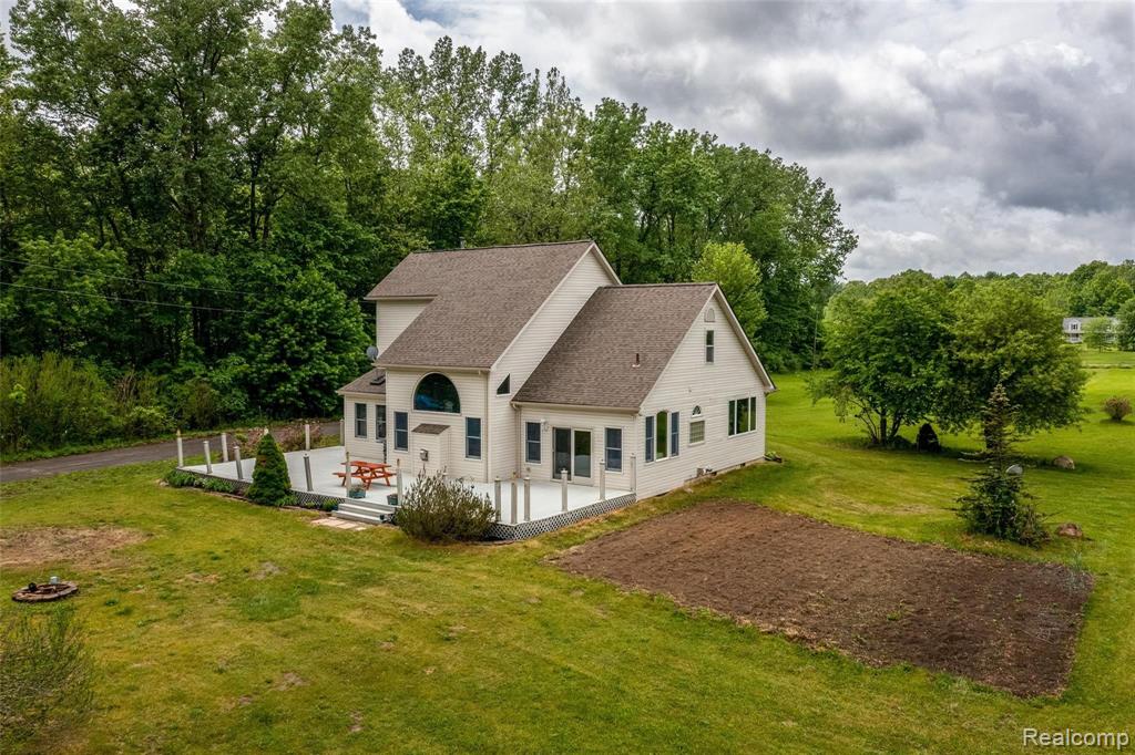 13034 Capernall Road Carleton, MI 48117 - Photo 36 of 44