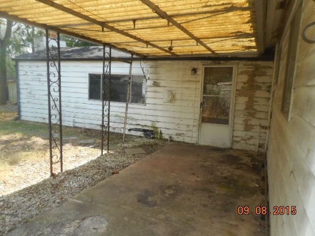 361 South Kenmore Road Indianapolis, IN 46219 - Photo 2 of 9 Gallery Image 2