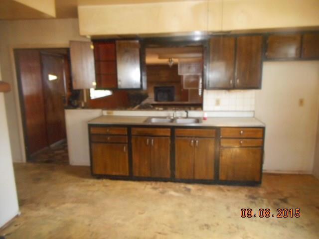 361 South Kenmore Road Indianapolis, IN 46219 - Photo 3 of 9 Gallery Image 3