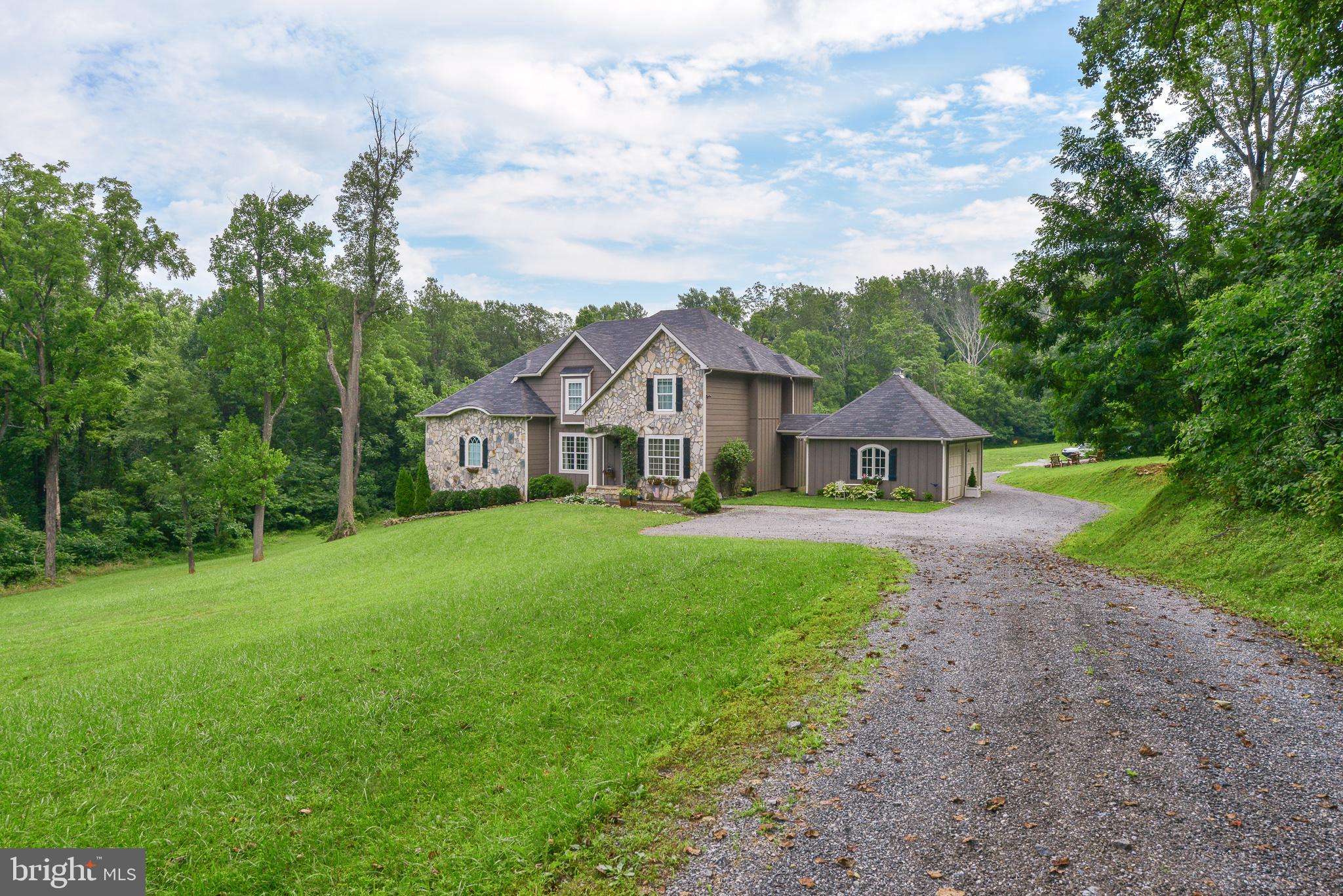 22023 Blue Ridge Mountain Road Paris, VA 20130 - Photo 45 of 67 Gallery Image 45
