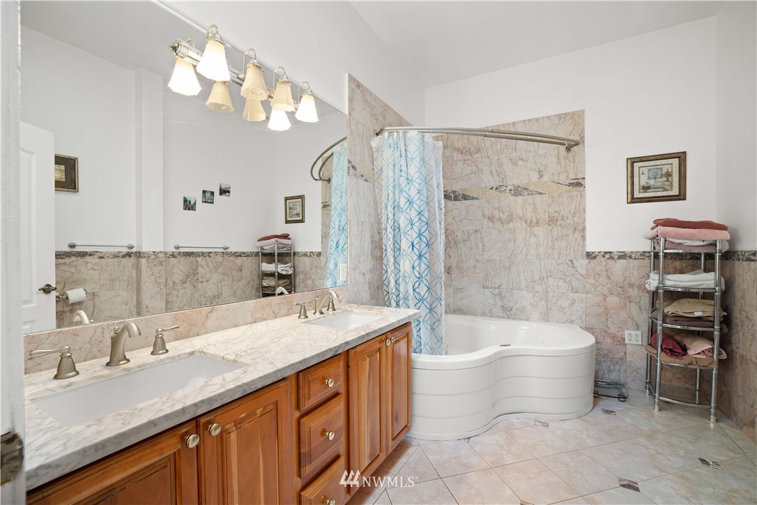 631 South 15th Street Renton, WA 98055 - Photo 22 of 40