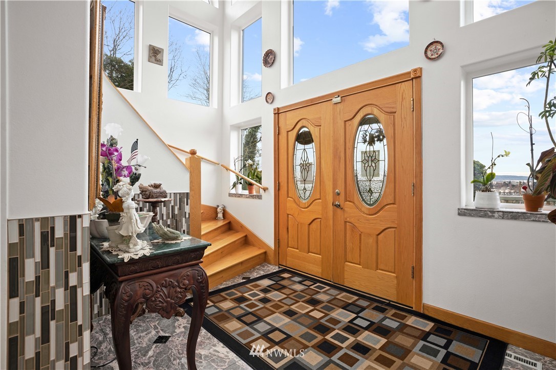 631 South 15th Street Renton, WA 98055 - Photo 8 of 40