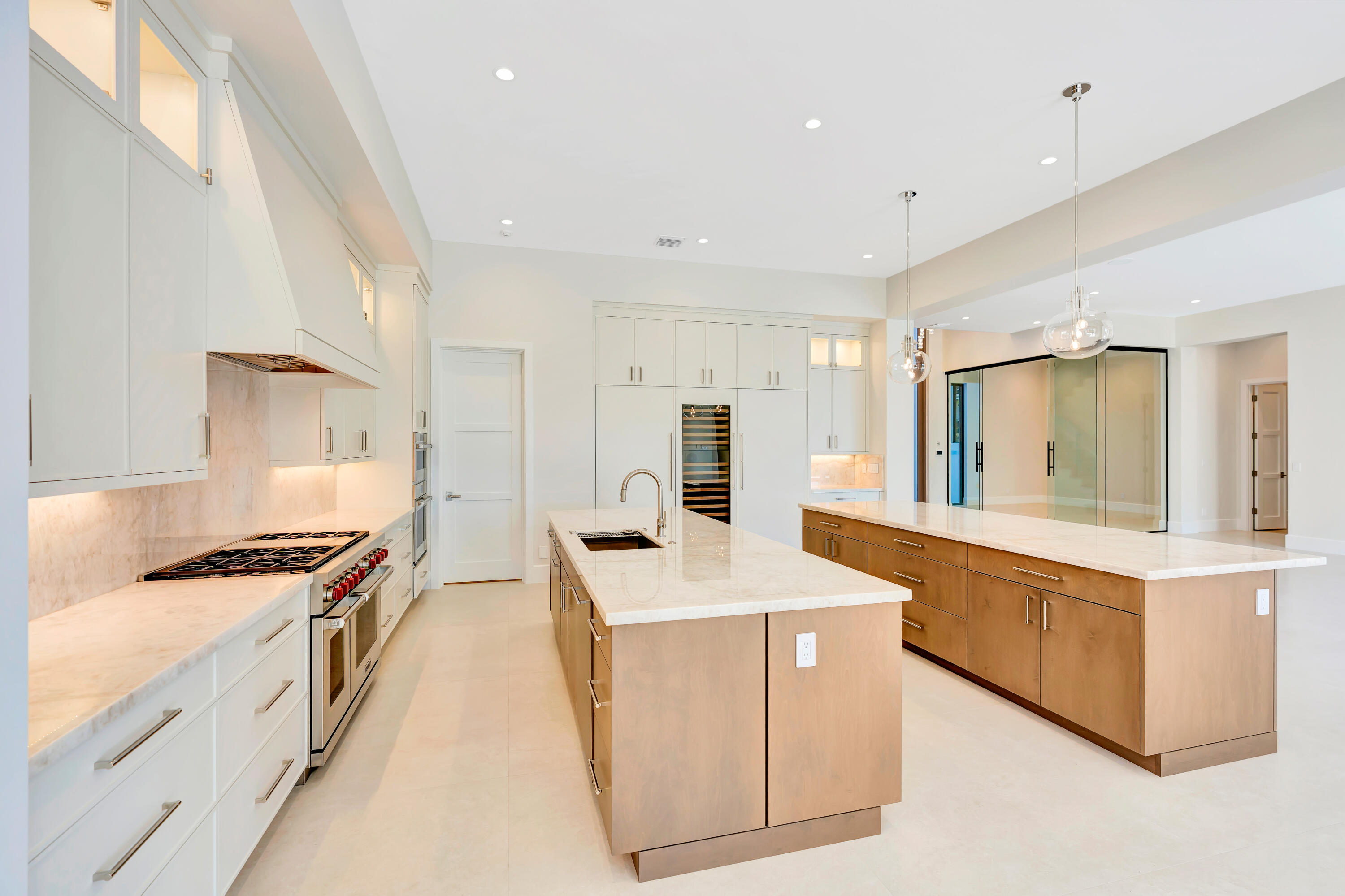 112 Regatta Drive Jupiter, FL 33477 - Photo 16 of 84 Wolf Gas Range