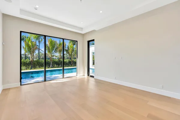 $9,295,900 | 112 Regatta Drive, Jupiter, FL 33477