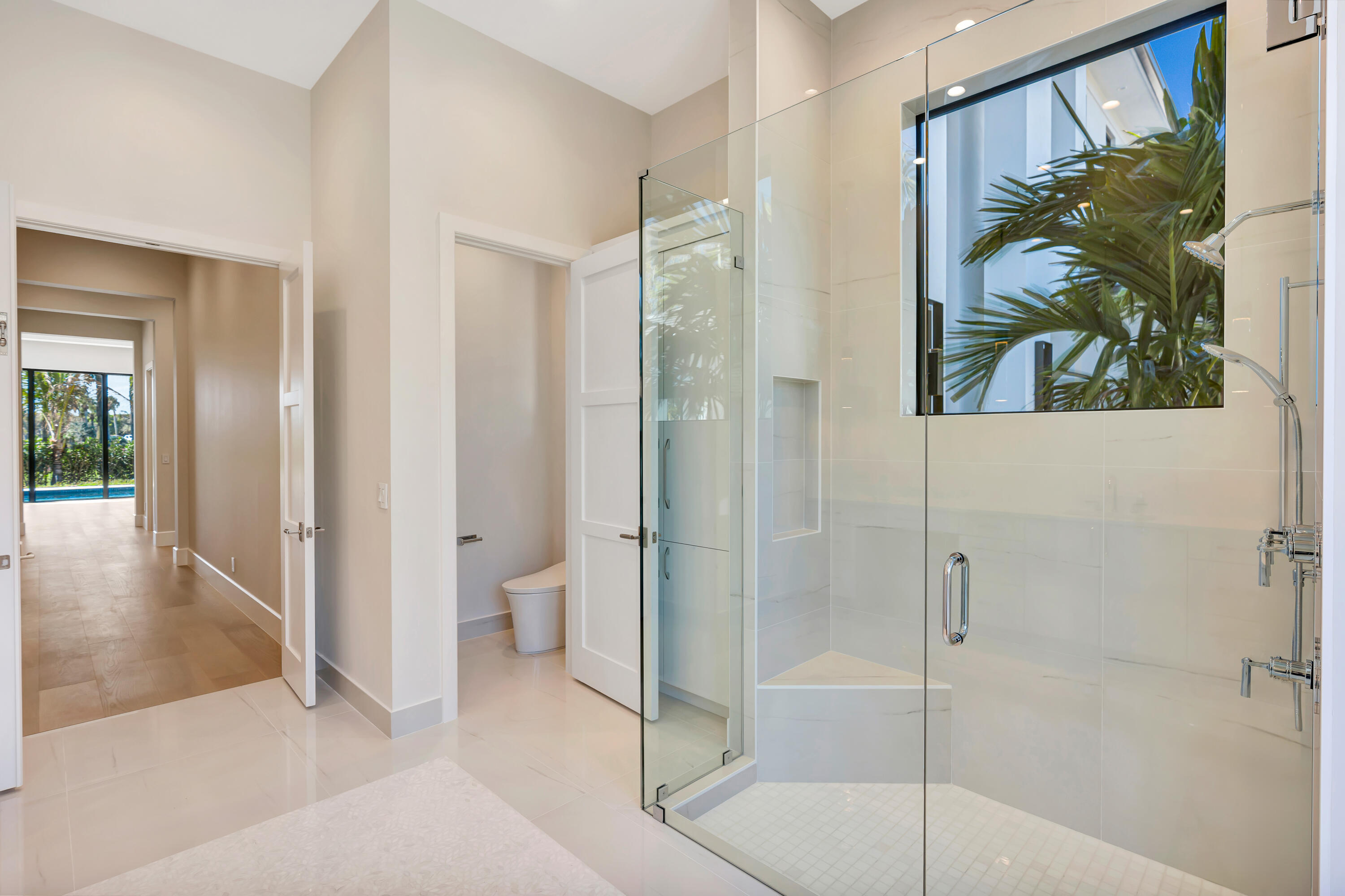 112 Regatta Drive Jupiter, FL 33477 - Photo 35 of 85 Electric Toilets