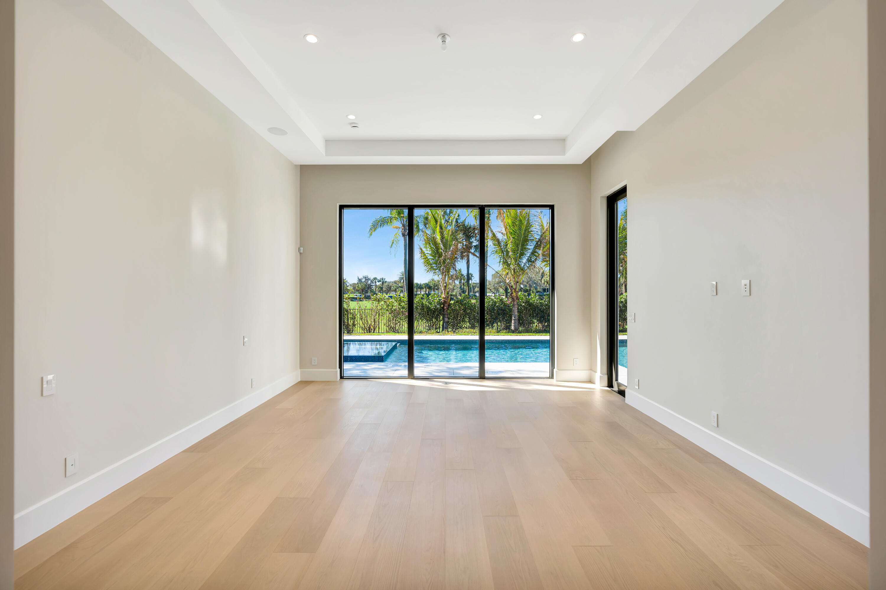 112 Regatta Drive Jupiter, FL 33477 - Photo 36 of 84 Drapery Pockets