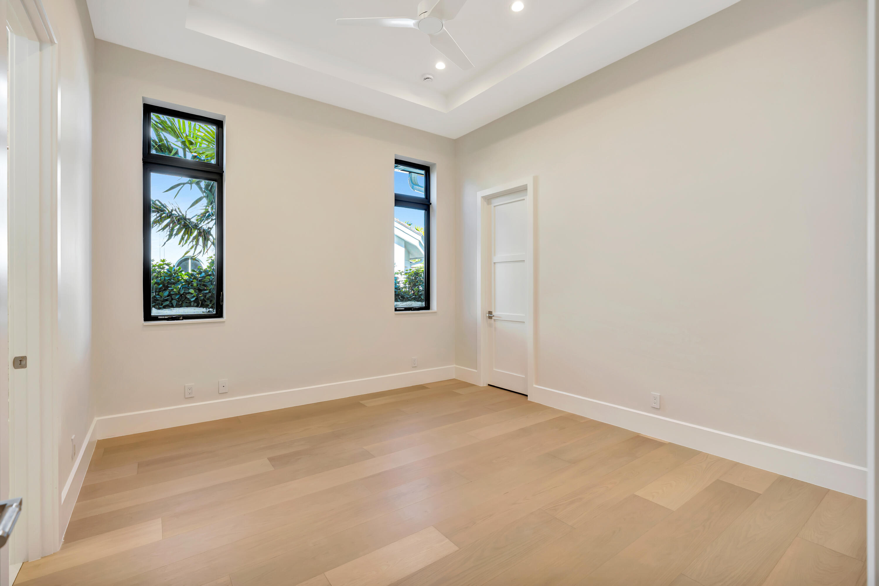 112 Regatta Drive Jupiter, FL 33477 - Photo 38 of 84 1st Floor Nanny Suite