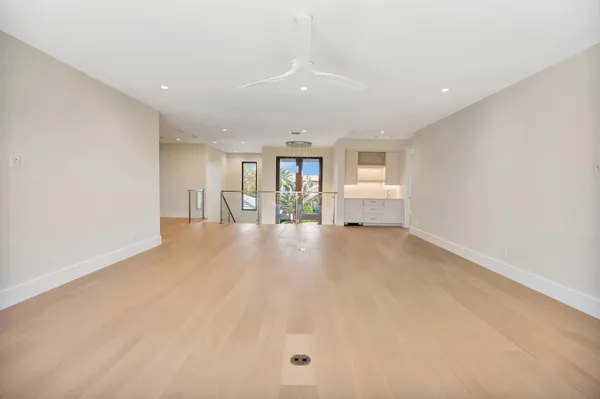 $9,295,900 | 112 Regatta Drive, Jupiter, FL 33477