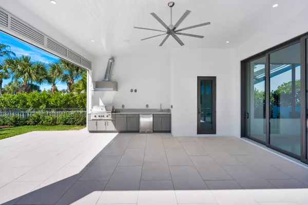 $9,295,900 | 112 Regatta Drive, Jupiter, FL 33477
