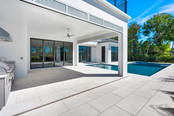 $9,295,900 | 112 Regatta Drive, Jupiter, FL 33477