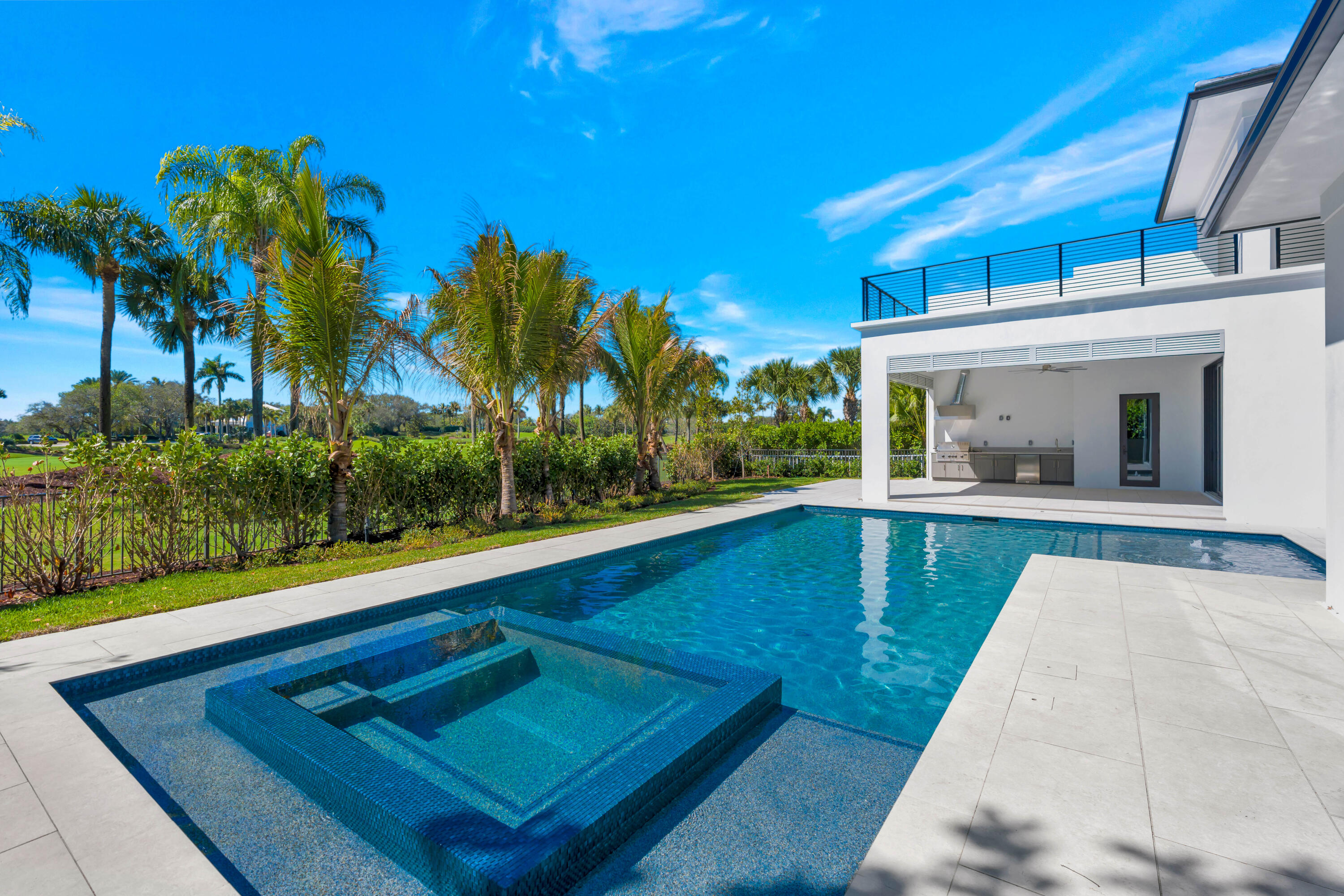 112 Regatta Drive Jupiter, FL 33477 - Photo 62 of 85 Champagne Spa