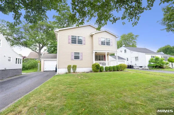 $769,000 | 7-01 2nd Street, Fair Lawn, NJ 07410