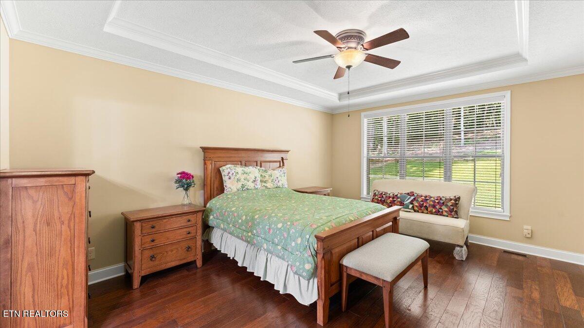 449 Hickory Point Lane Maynardville, TN 37807 - Photo 25 of 58 20-Primary Bedroom