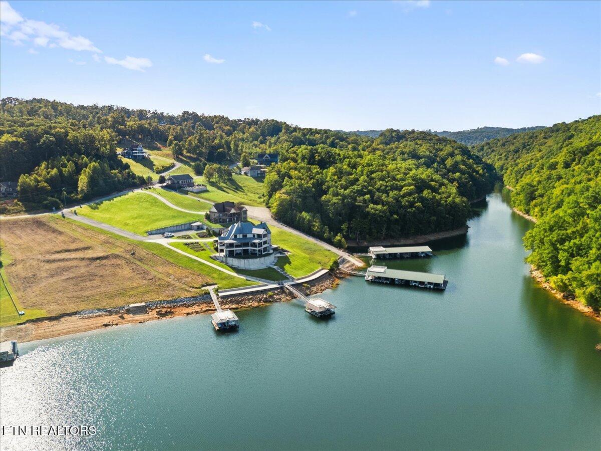 449 Hickory Point Lane Maynardville, TN 37807 - Photo 4 of 58 45-Club House