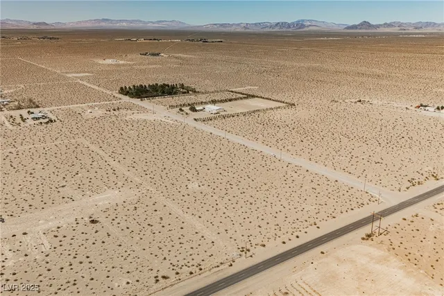 $350,000 | 454 East Anvil Road, Amargosa Valley, NV 89020