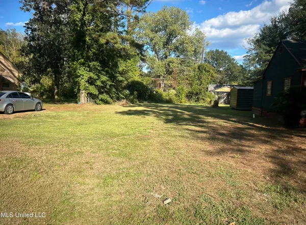 $10,000 | 417 Hope Street, Greenwood, MS 38930