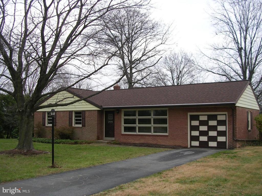 764 Robin Road Lancaster, PA 17601 - Photo 1 of 2 Gallery Image 1
