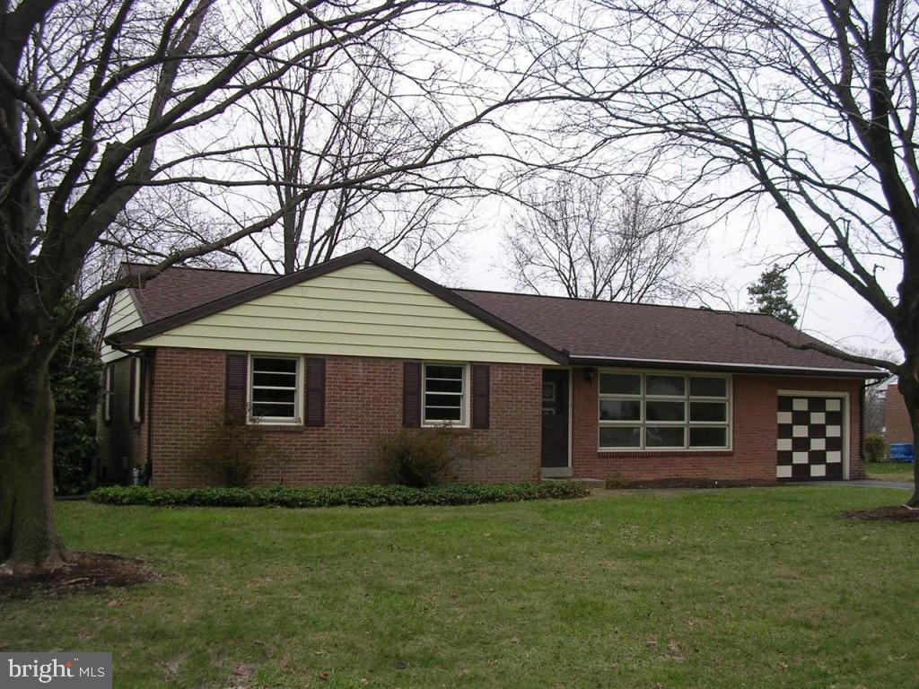 764 Robin Road Lancaster, PA 17601 - Photo 2 of 2 Gallery Image 2