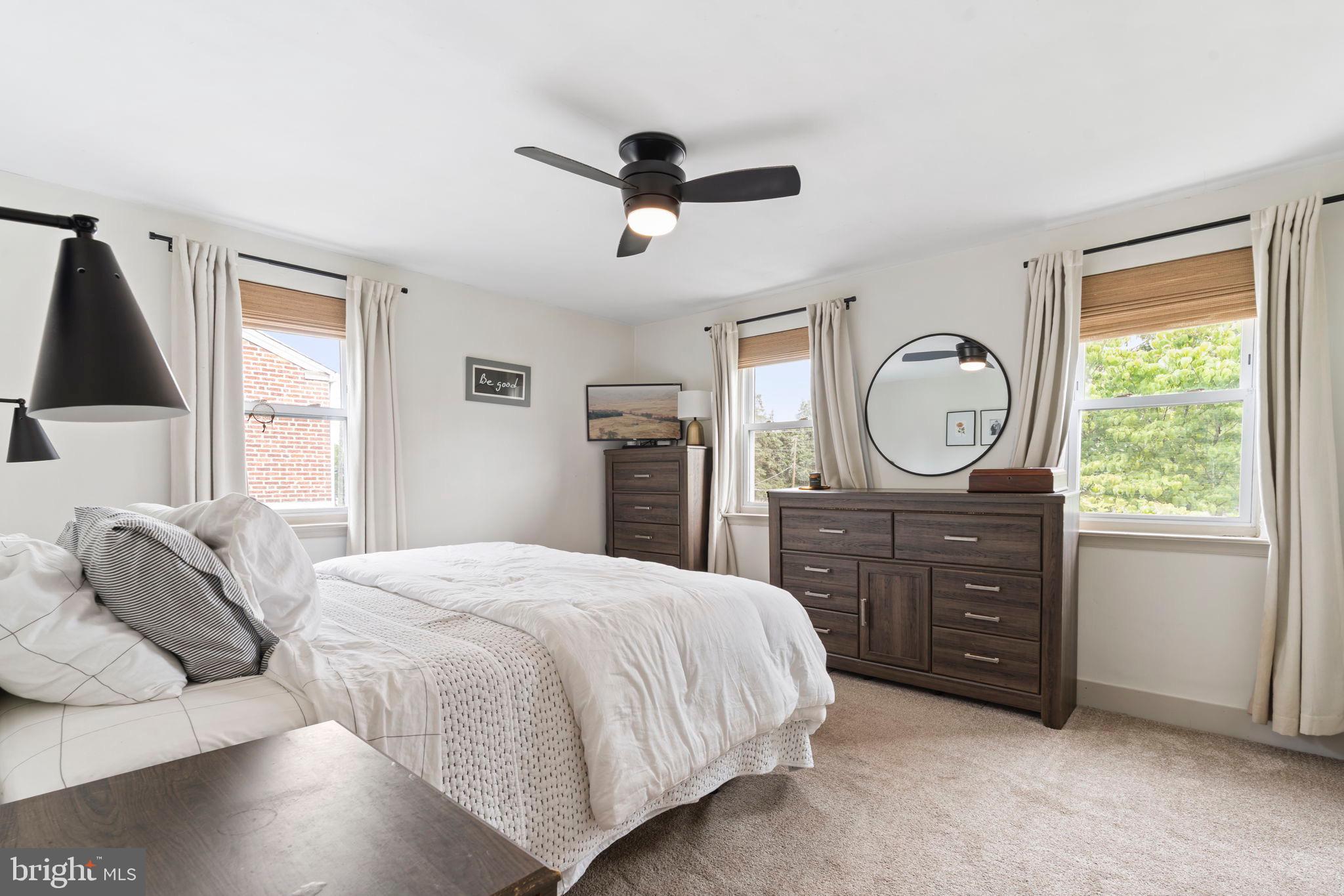 334 Steel Road Havertown, PA 19083 - Photo 8 of 18