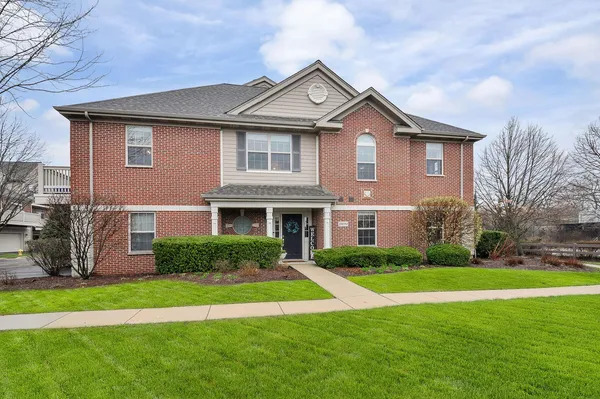 $449,000 | 27W753 South Meadowview Drive, Unit 1, Winfield, IL 60190