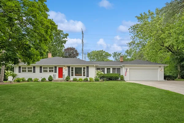 $5,500 | 853 North Happ Road, Northfield, IL 60093