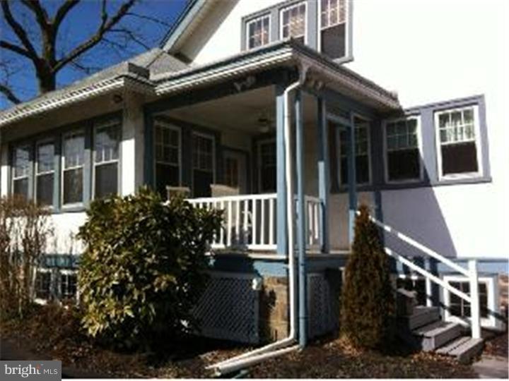 575 West Springfield Road Springfield, PA 19064 - Photo 2 of 25