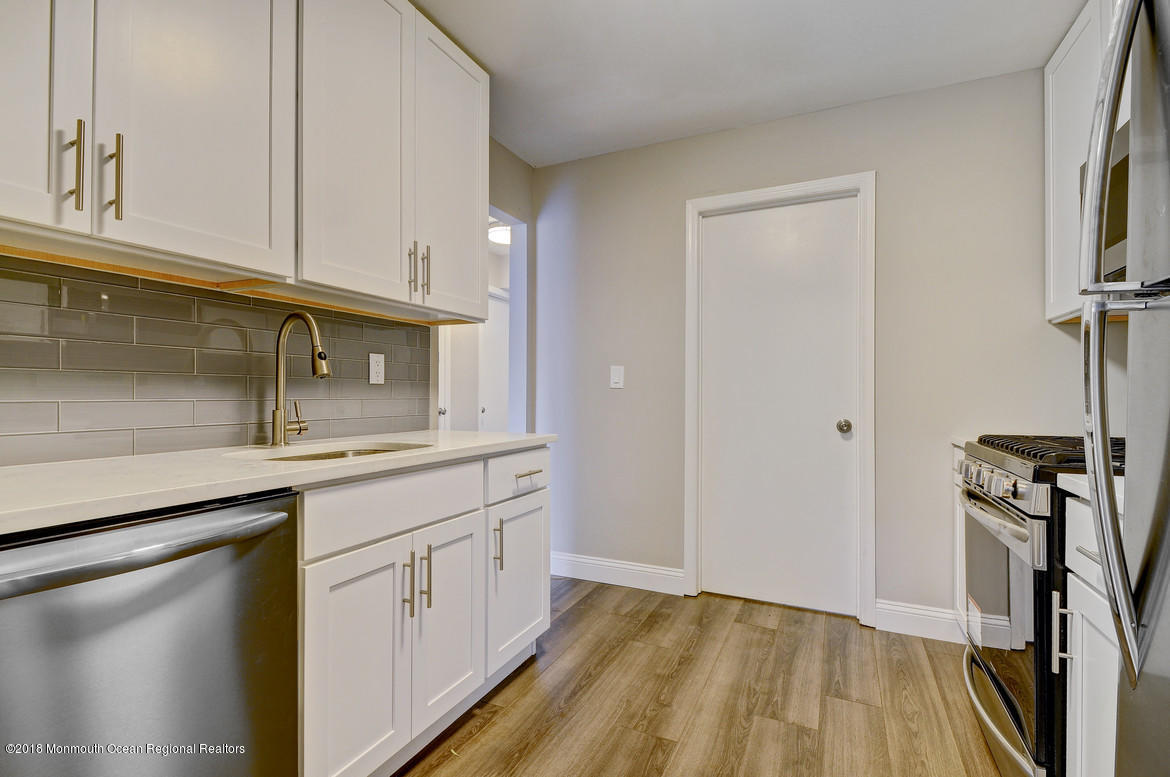 14 Swallow Lane Howell, NJ 07731 - Photo 6 of 26 08Kitchen