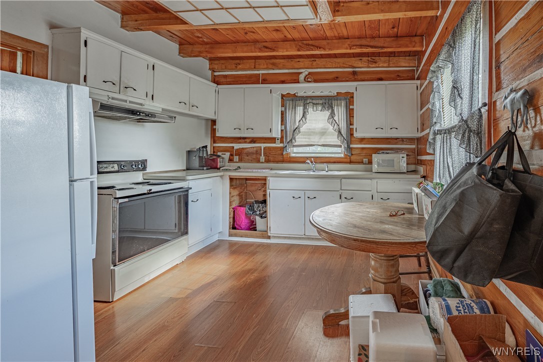 4789 East Lake Road Wilson, NY 14028 - Photo 9 of 24