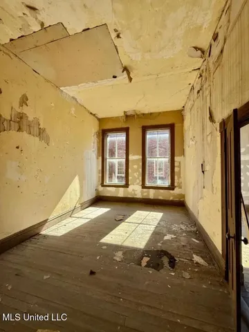 $675,000 | 326-328 Main Street, Natchez, MS 39120