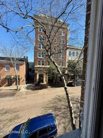 $675,000 | 326-328 Main Street, Natchez, MS 39120