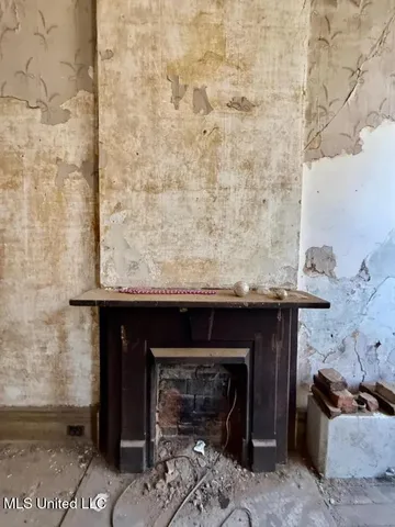 $675,000 | 326-328 Main Street, Natchez, MS 39120