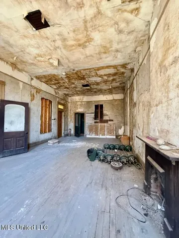 $675,000 | 326-328 Main Street, Natchez, MS 39120