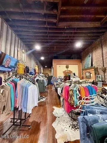 $675,000 | 326-328 Main Street, Natchez, MS 39120