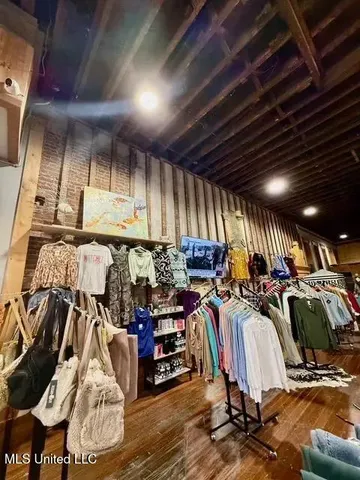 $675,000 | 326-328 Main Street, Natchez, MS 39120