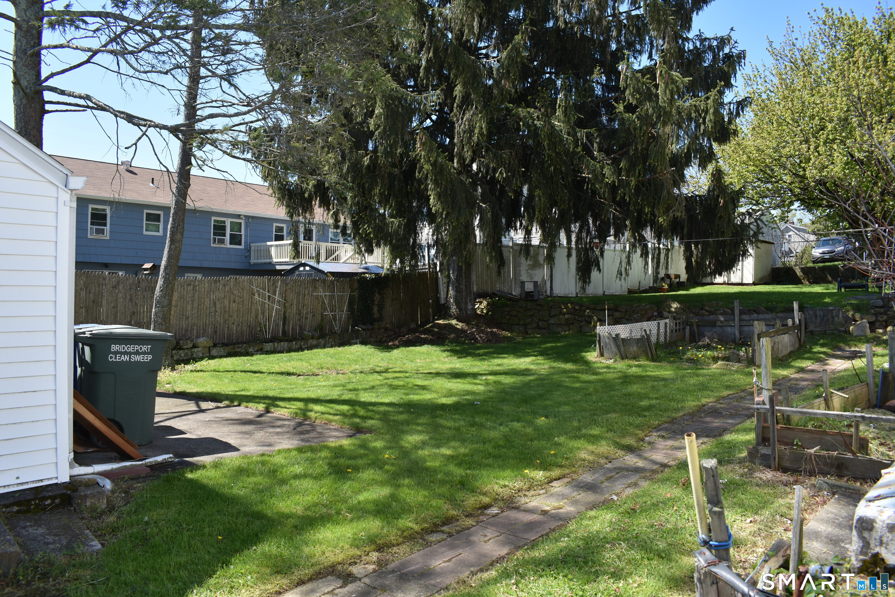 403 Clark Street Bridgeport, CT 06606 - Photo 19 of 21