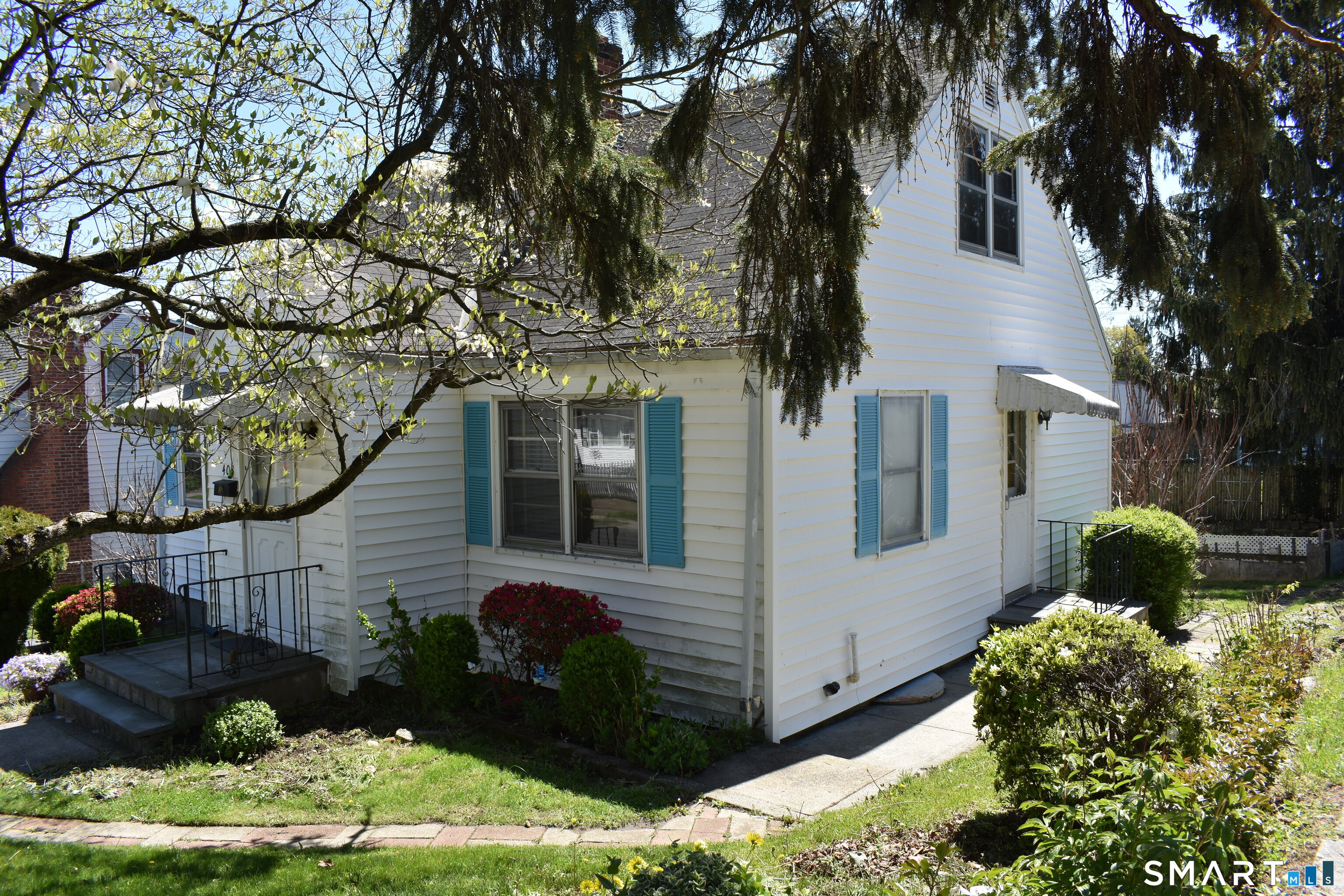 403 Clark Street Bridgeport, CT 06606 - Photo 3 of 21