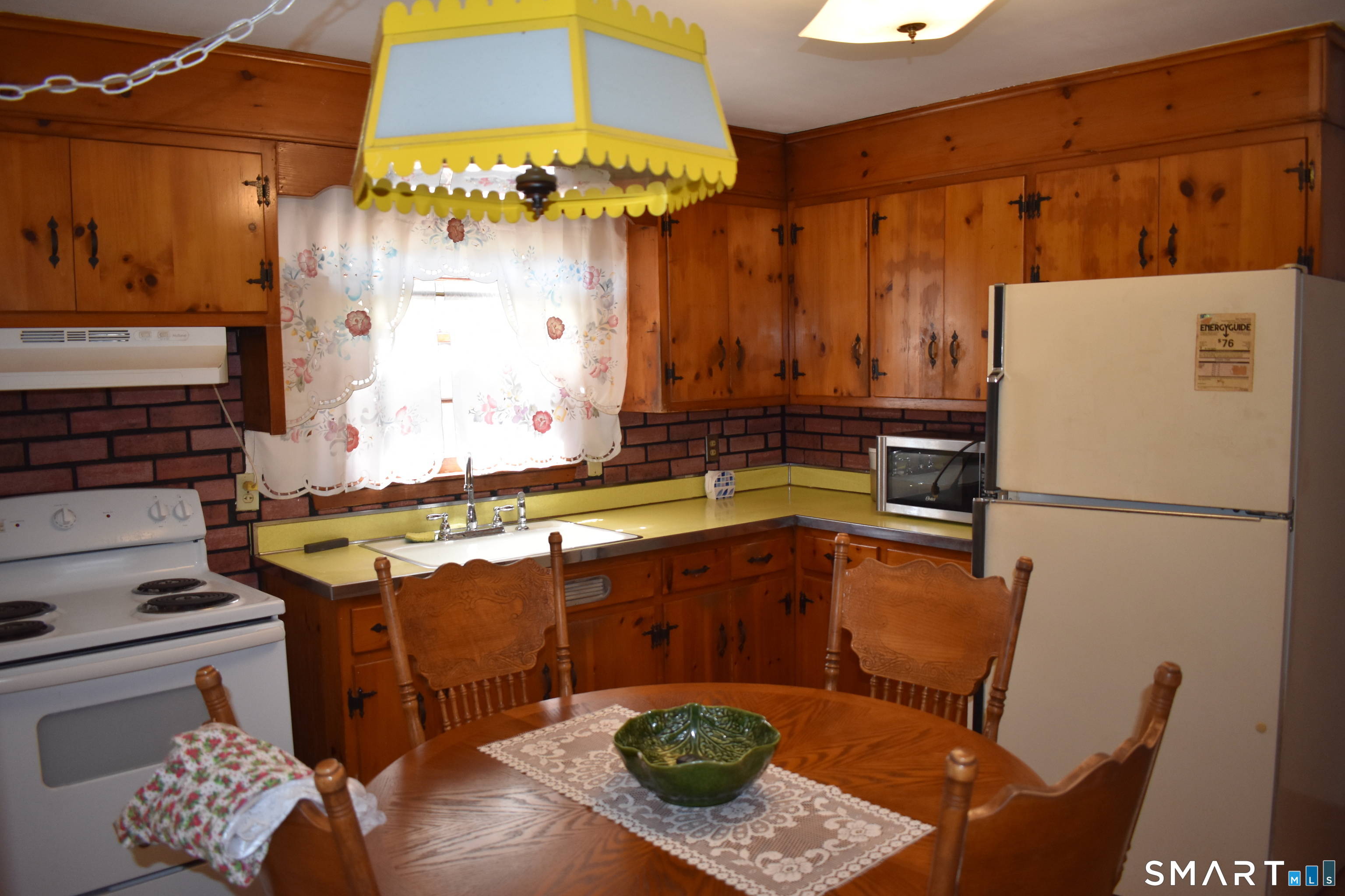 403 Clark Street Bridgeport, CT 06606 - Photo 6 of 21