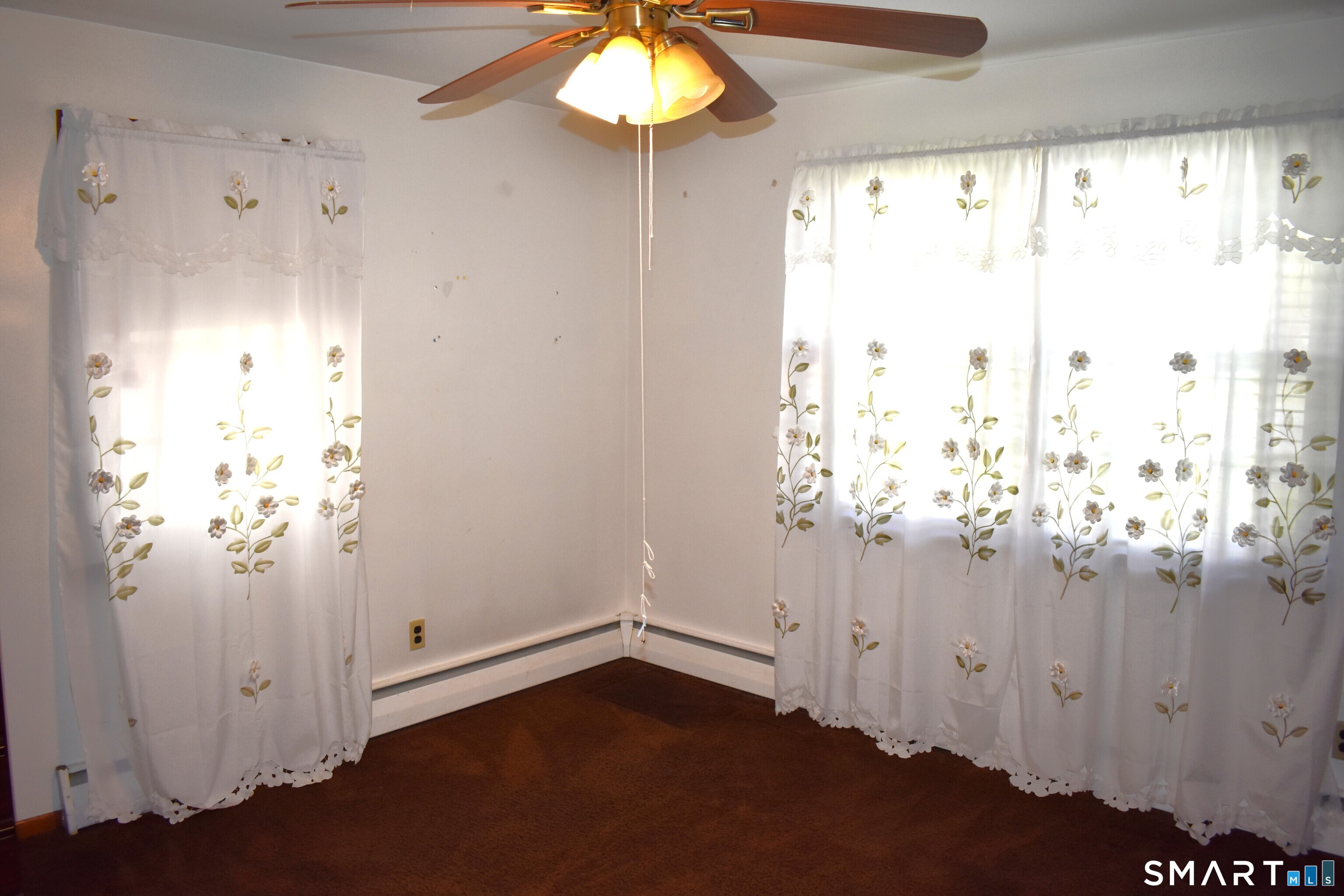 403 Clark Street Bridgeport, CT 06606 - Photo 10 of 21