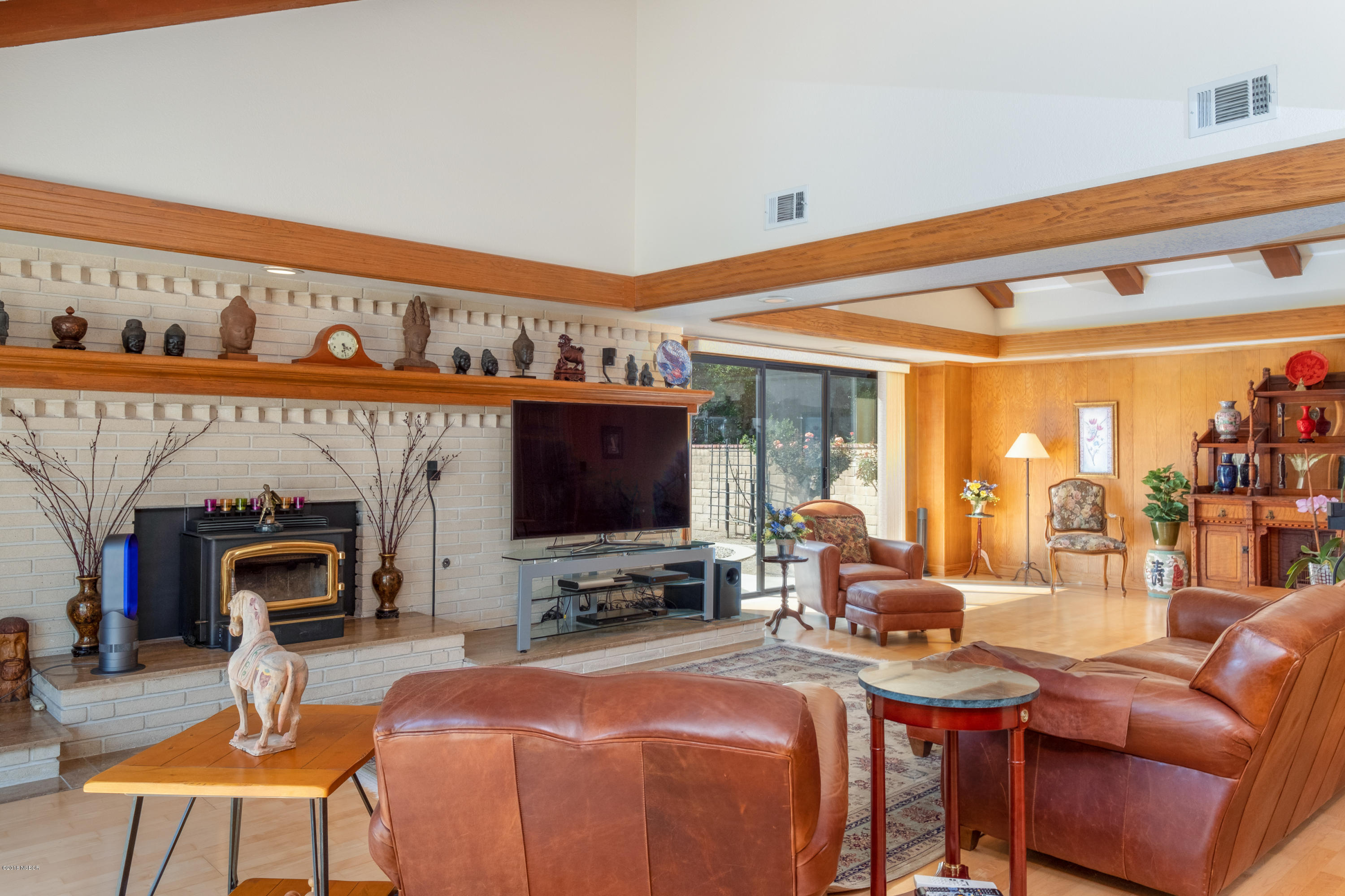 687 Alisal Road Solvang, CA 93463 - Photo 6 of 20 B Morr Alisal HR--17