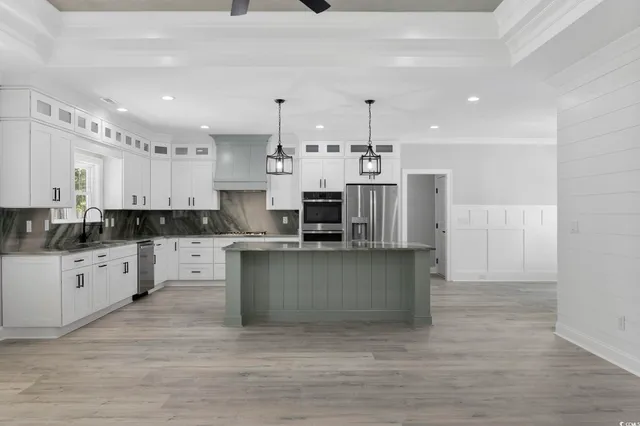 $899,000 | 4806 North Kings Highway, Myrtle Beach, SC 29577