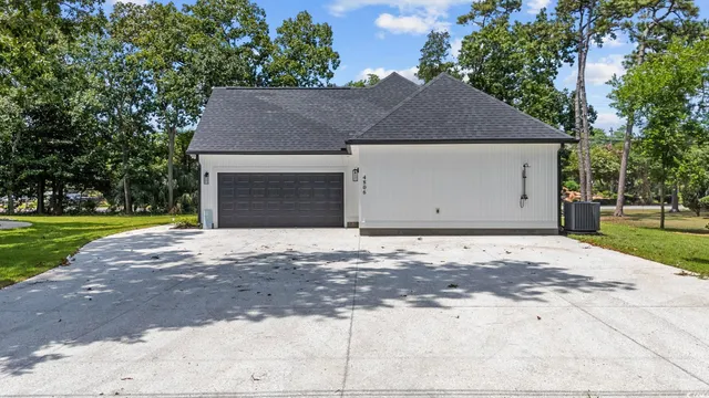 $899,000 | 4806 North Kings Highway, Myrtle Beach, SC 29577